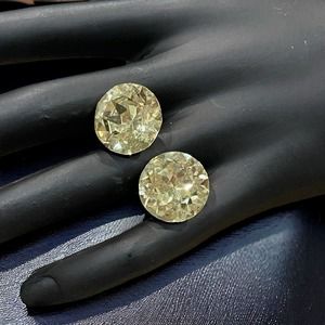 Stunning Vogue Jewelry Yellow Citrine Glass Rhinestone Headlight ClipOn Earrings